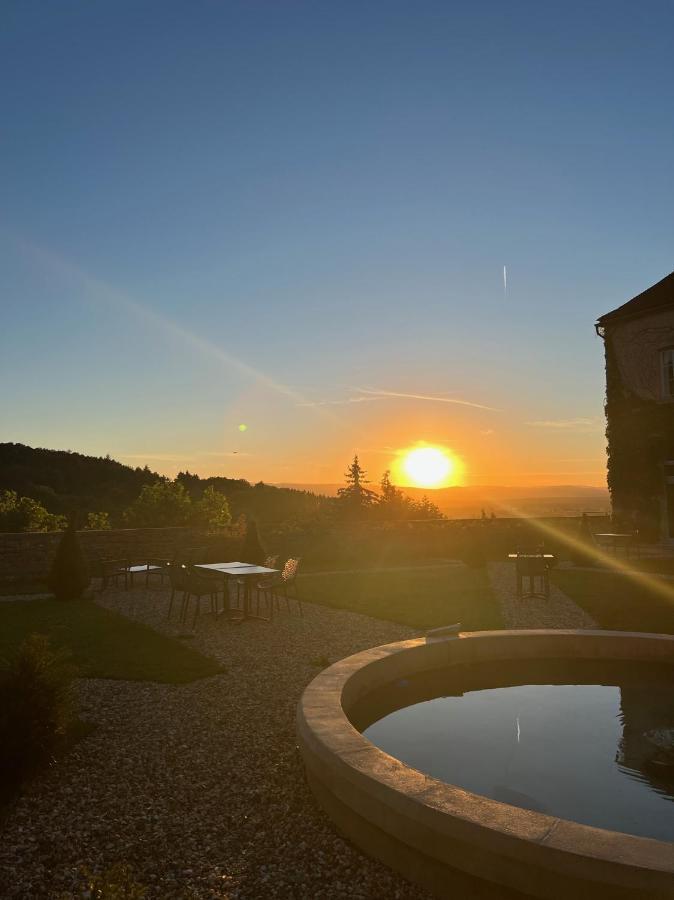 Hotel Les Ursulines Autun ภายนอก รูปภาพ