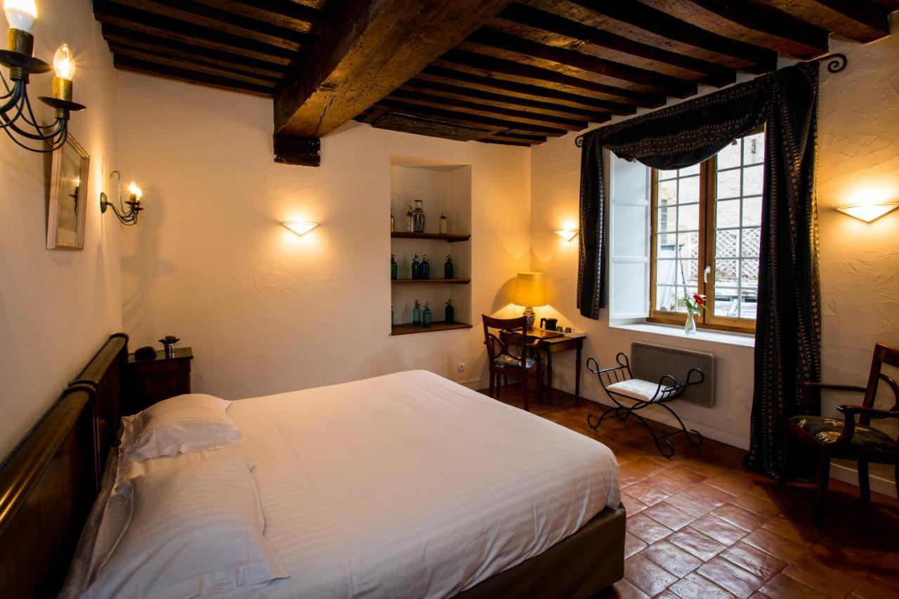 Hotel Les Ursulines Autun ภายนอก รูปภาพ