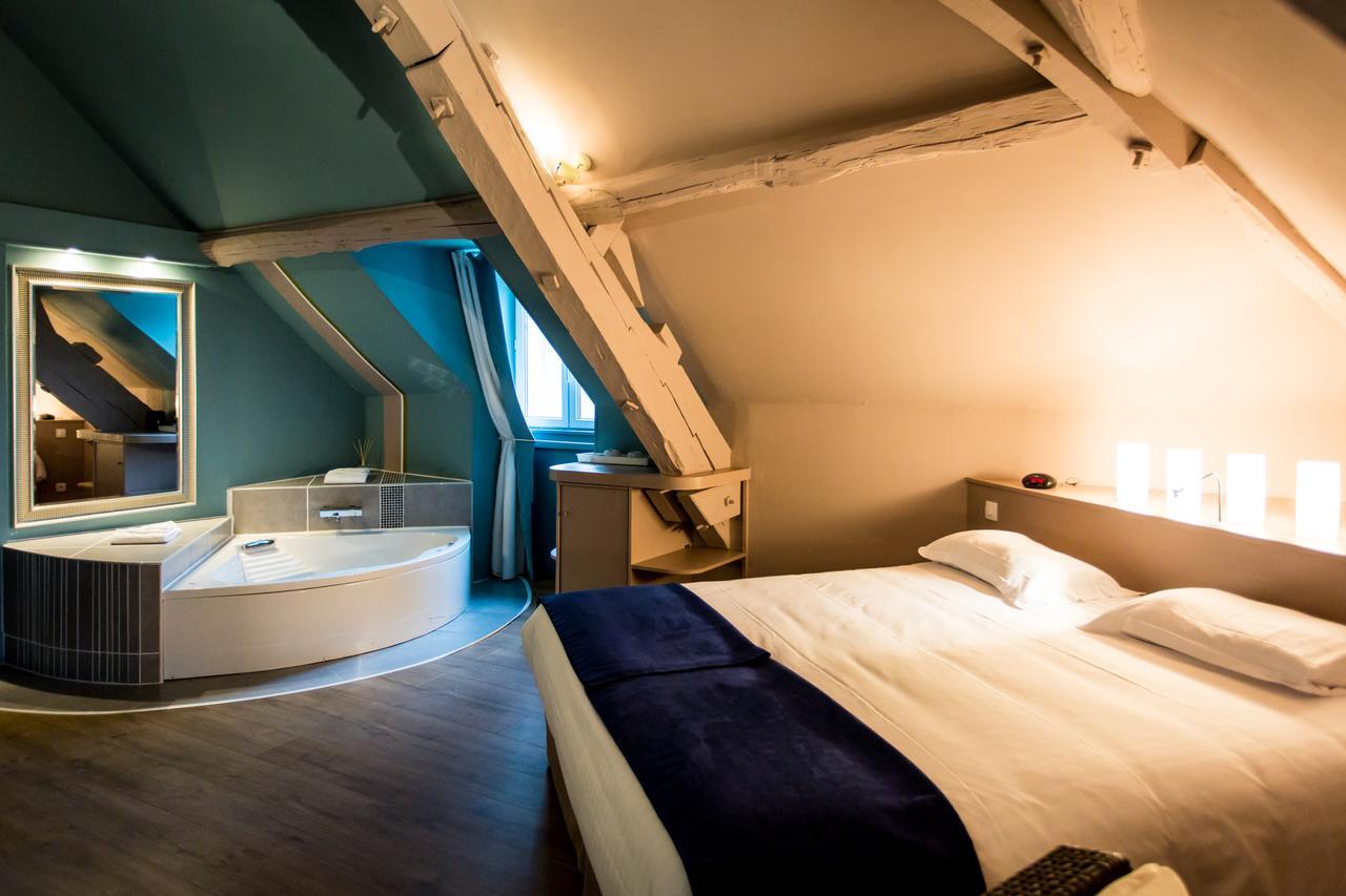 Hotel Les Ursulines Autun ภายนอก รูปภาพ