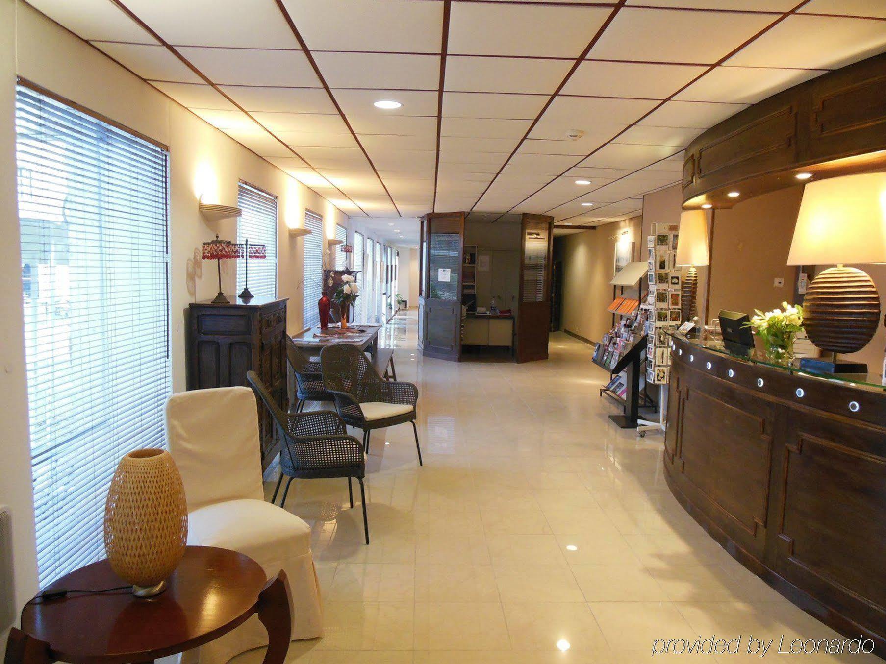 Hotel Les Ursulines Autun ภายนอก รูปภาพ