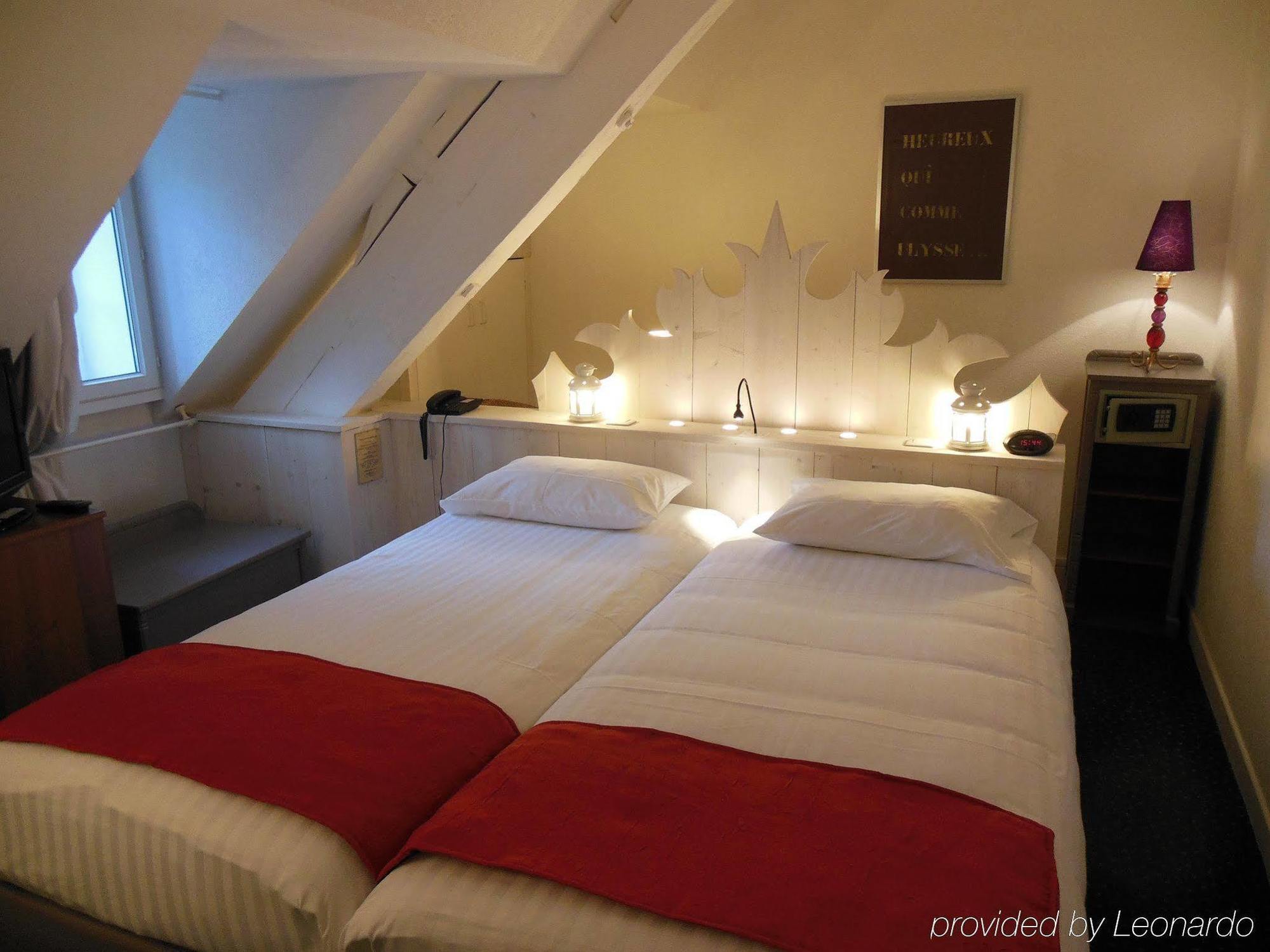 Hotel Les Ursulines Autun ภายนอก รูปภาพ