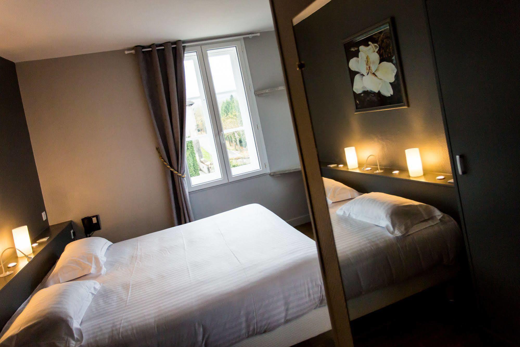 Hotel Les Ursulines Autun ภายนอก รูปภาพ