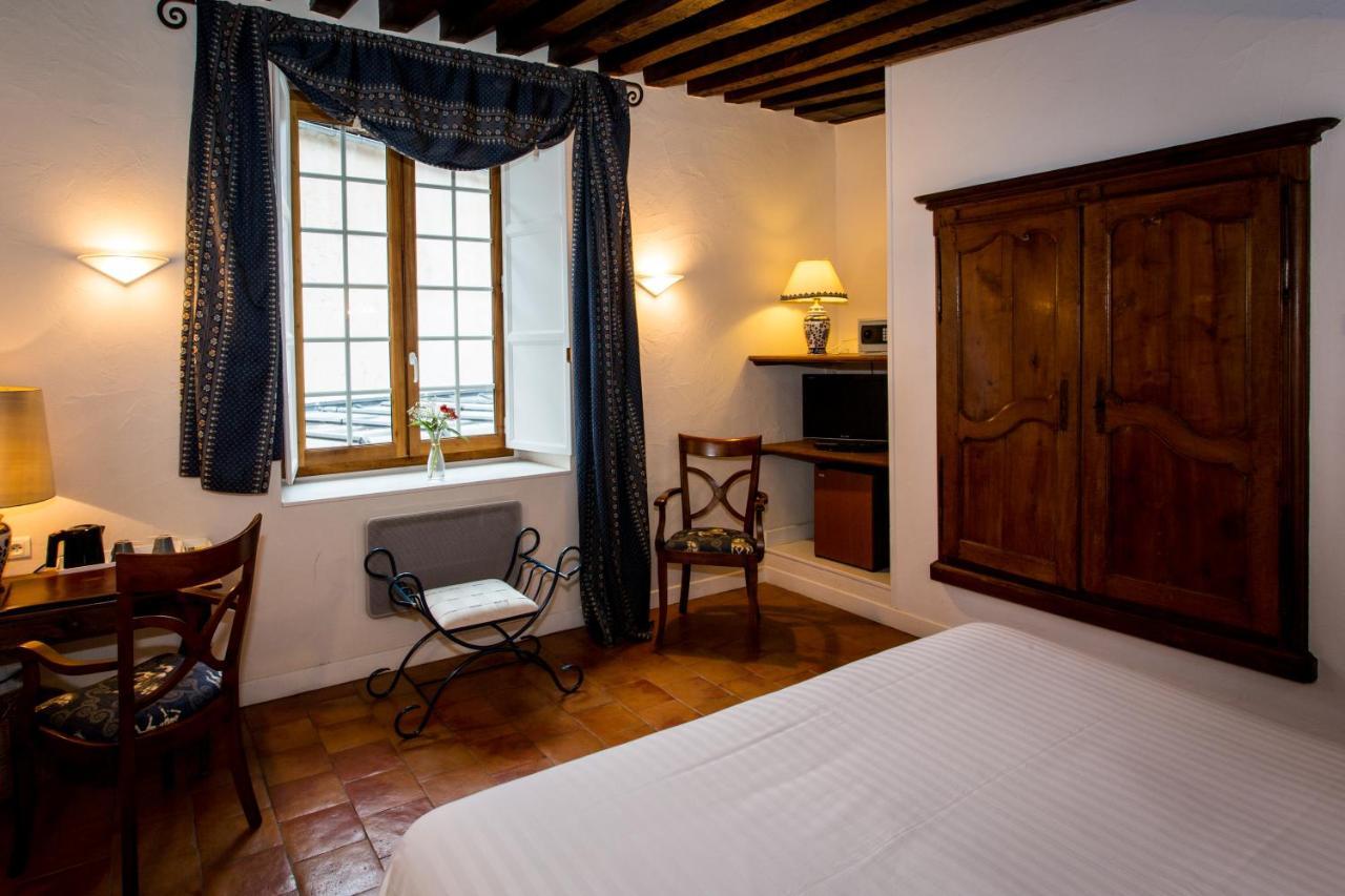 Hotel Les Ursulines Autun ภายนอก รูปภาพ